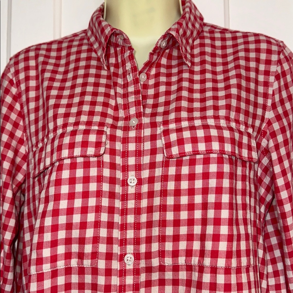 GAP Red & White Checked Plaid Cotton Long Sleeve Shirt with front pockets